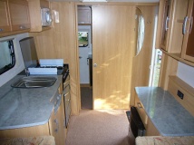 Lunar Quasar 462 2008 caravan photo