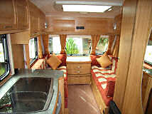 Lunar Quasar 525 2006 caravan photo